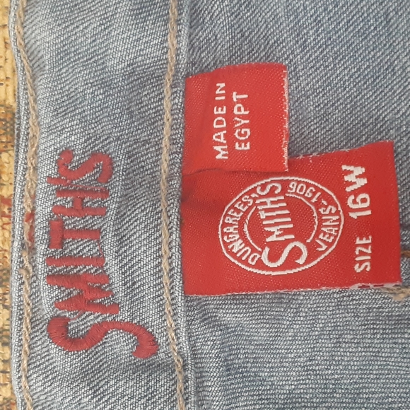 Jeans - Picture 3 of 4